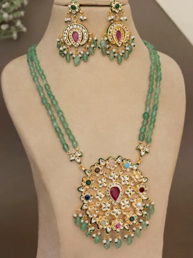 Венчани и венчани накит